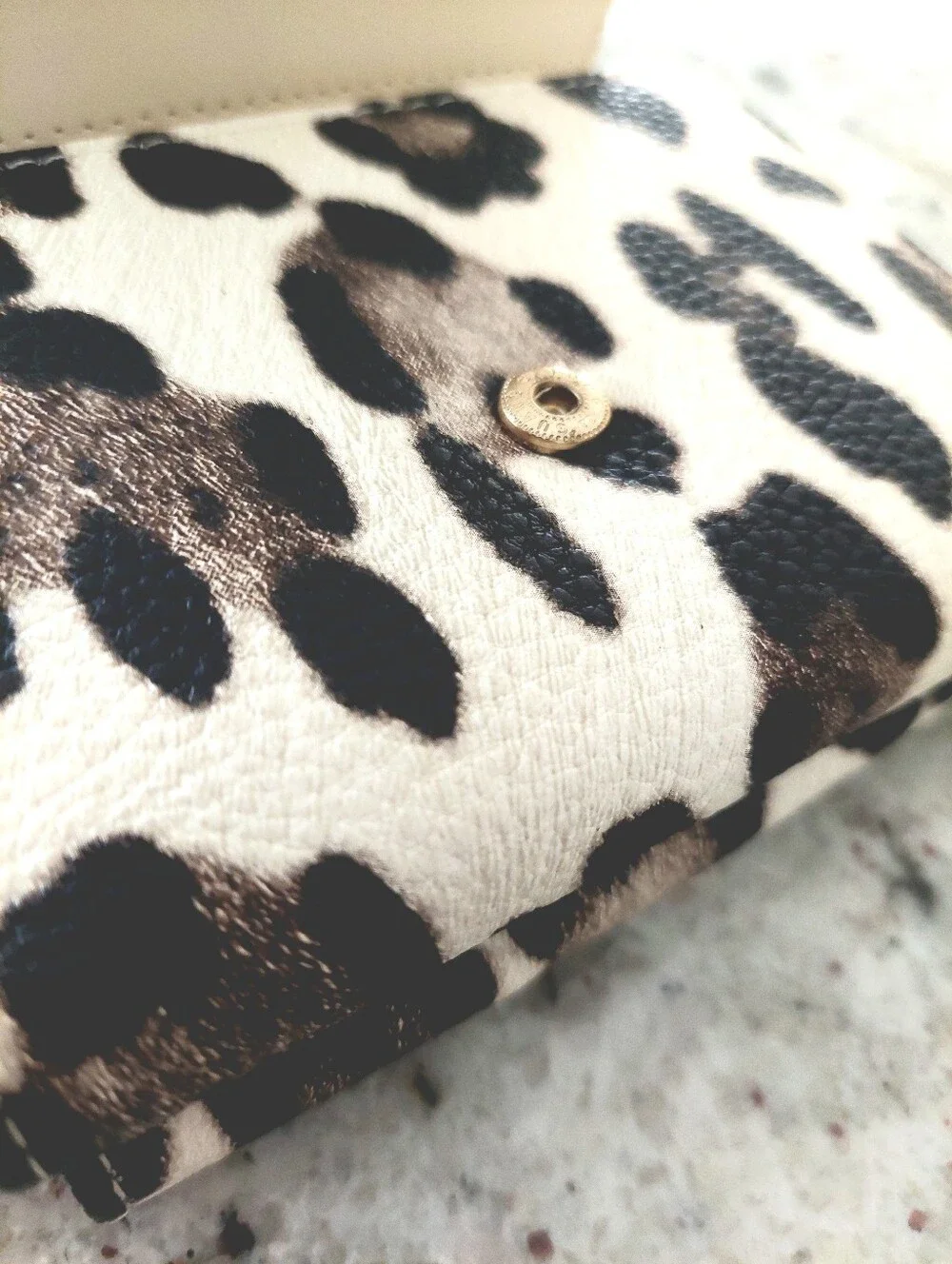 Meli Melo Paris Compartmentalized Animal Print Wallet NWOT